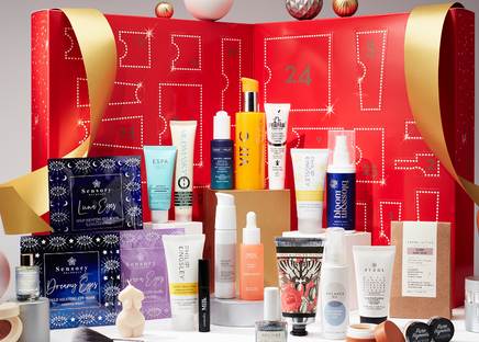 Unveiling the OK! Beauty Box debut Advent Calendar with 27 beauty products worth £665!