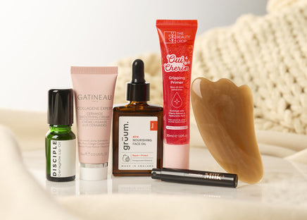Here’s a peek at what our subscribers are enjoying this month inside their Monthly Members’ Box, worth £95