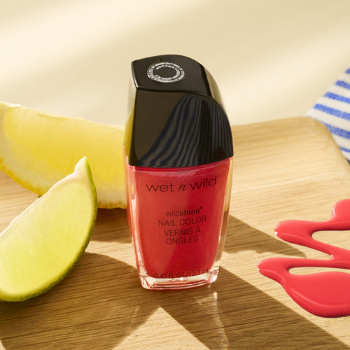Wet n Wild Wildshine Nail Colour in the shade Heatwave