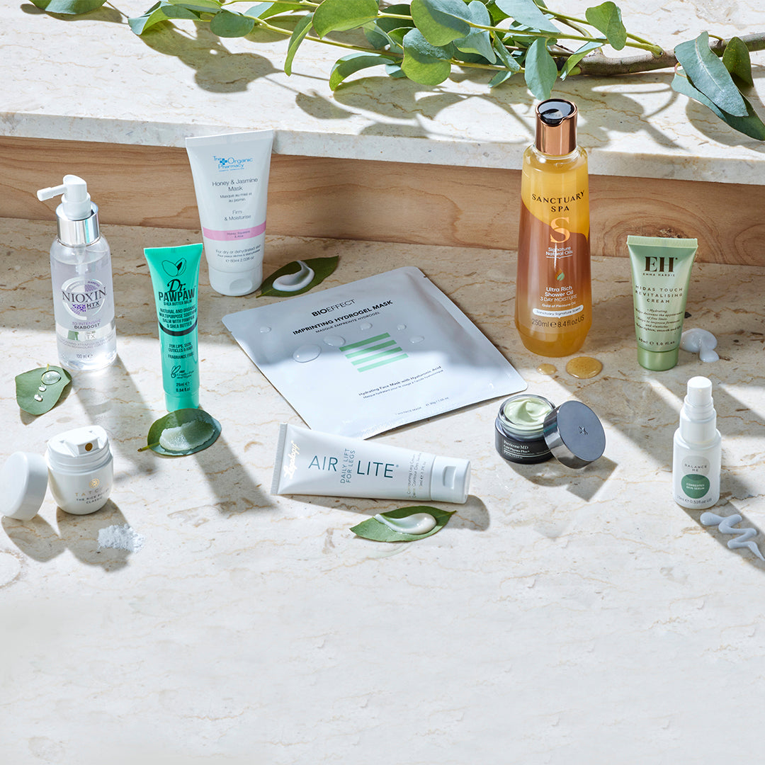 OKY　Healthy Beautyセット The Limited Edition OK! Beauty Box by Lisa Snowdon (worth over £300)